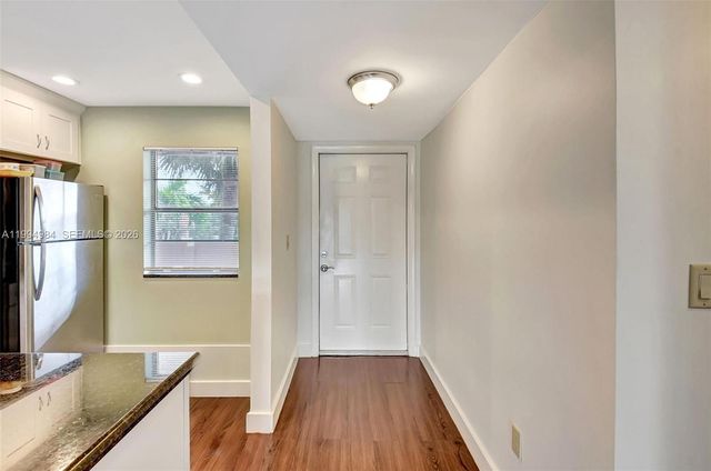 14721 Bonaire Boulevard 308, Delray Beach, FL 33446