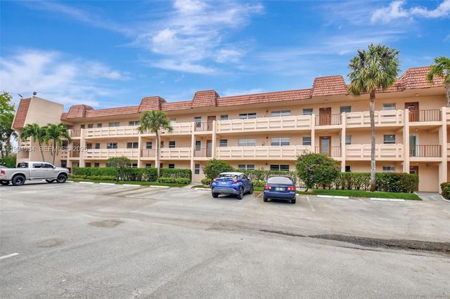 14721 Bonaire Boulevard 308, Delray Beach, FL 33446