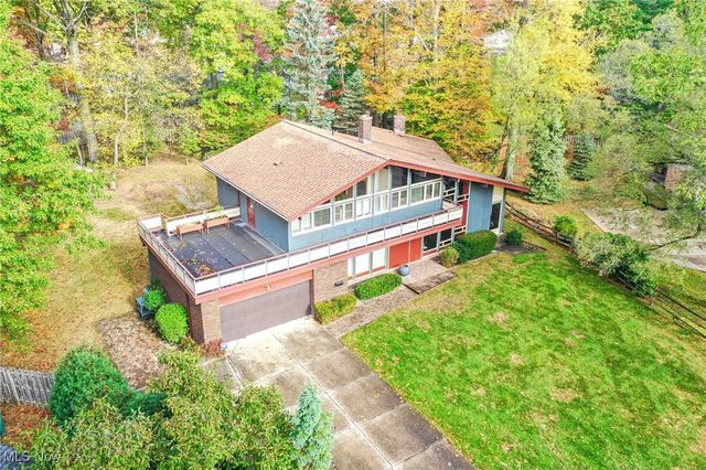 25861 Euclid Chagrin Pkwy, Richmond Heights, OH 44143