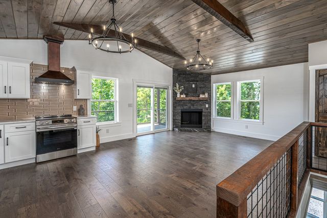 300 Sugarwood Drive, Murphy, NC 28906