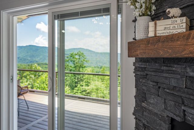 300 Sugarwood Drive, Murphy, NC 28906