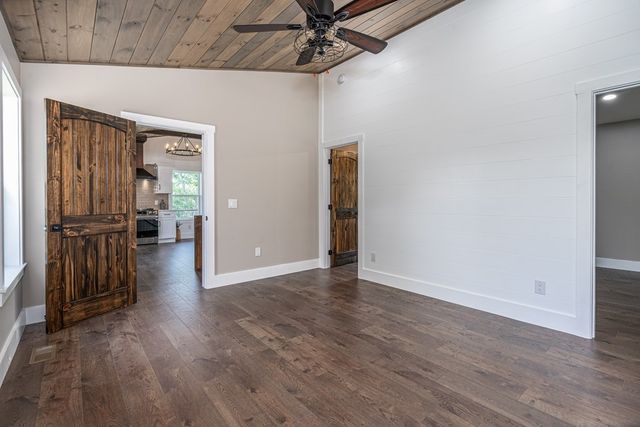 300 Sugarwood Drive, Murphy, NC 28906