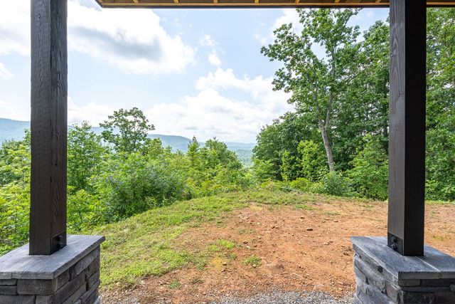 300 Sugarwood Drive, Murphy, NC 28906