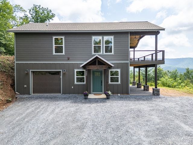 300 Sugarwood Drive, Murphy, NC 28906