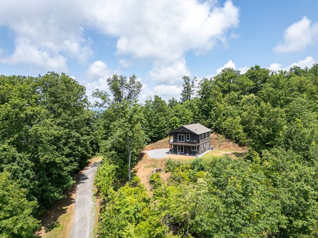 300 Sugarwood Drive, Murphy, NC 28906