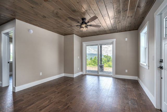 300 Sugarwood Drive, Murphy, NC 28906
