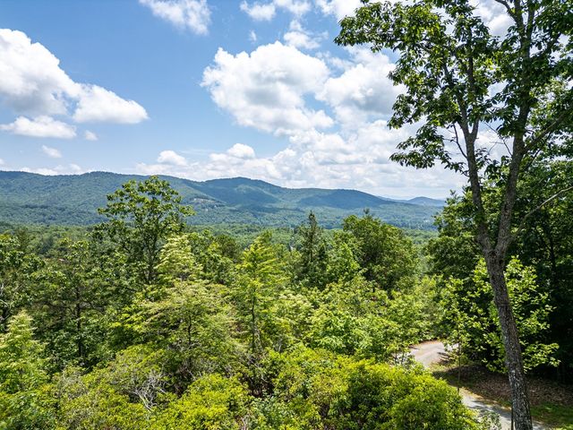 300 Sugarwood Drive, Murphy, NC 28906