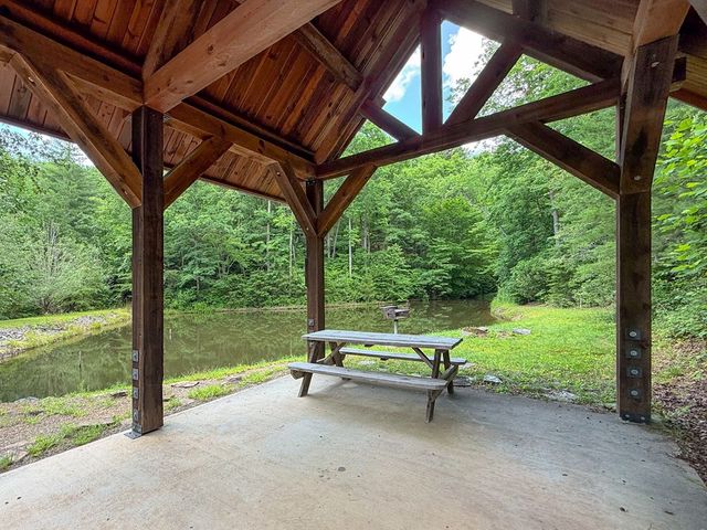 300 Sugarwood Drive, Murphy, NC 28906