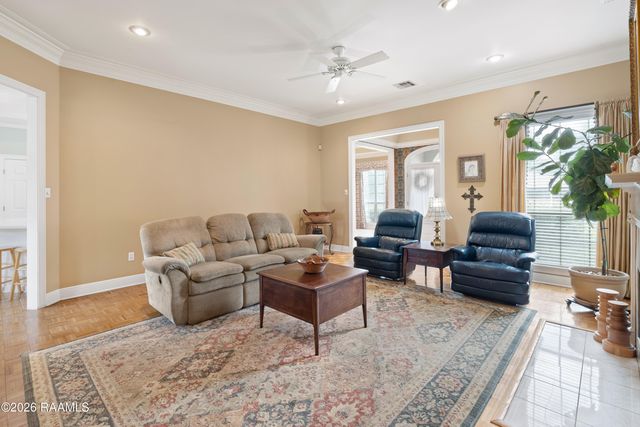 136 Donald Drive, Lafayette, LA 70503