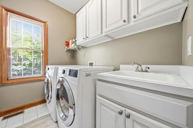 5498 Fawnbrook Lane, Dublin, OH 43017