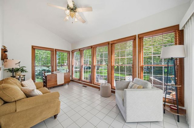 5498 Fawnbrook Lane, Dublin, OH 43017