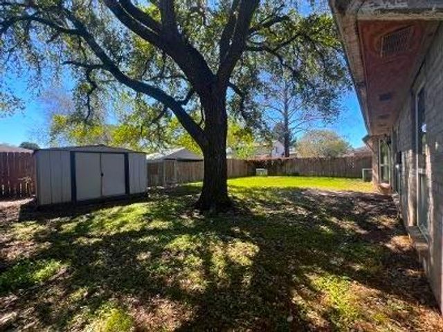 13907 Flagstone Drive, Houston, TX 77041