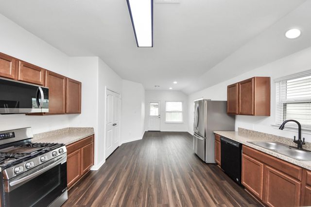 10306 White Fir Villa Avenue, Houston, TX 77044