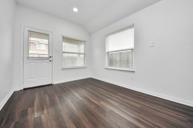 10306 White Fir Villa Avenue, Houston, TX 77044