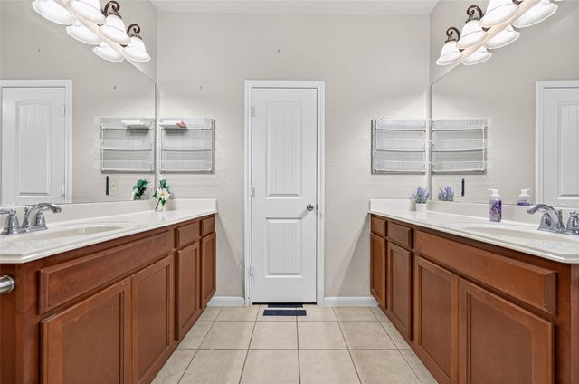 7731 Summer Shore Drive, Rosenberg, TX 77469