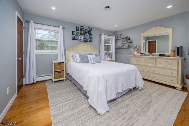 52 Aspen Ln, West Milford Twp., NJ 07480