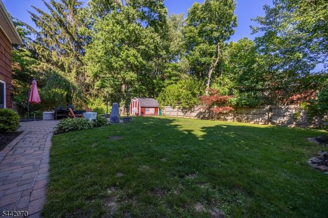 52 Aspen Ln, West Milford Twp., NJ 07480
