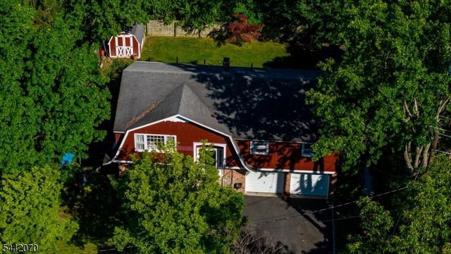52 Aspen Ln, West Milford Twp., NJ 07480