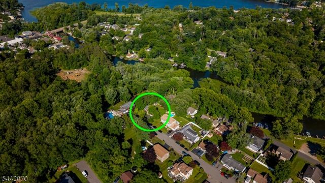 52 Aspen Ln, West Milford Twp., NJ 07480