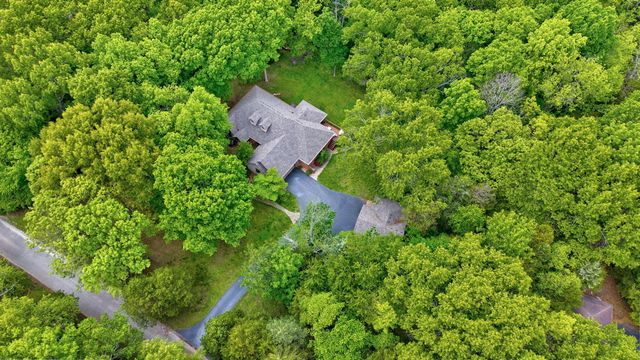871 N Salt Lick Court, Nixa, MO 65714
