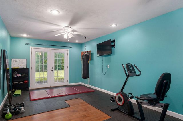 871 N Salt Lick Court, Nixa, MO 65714