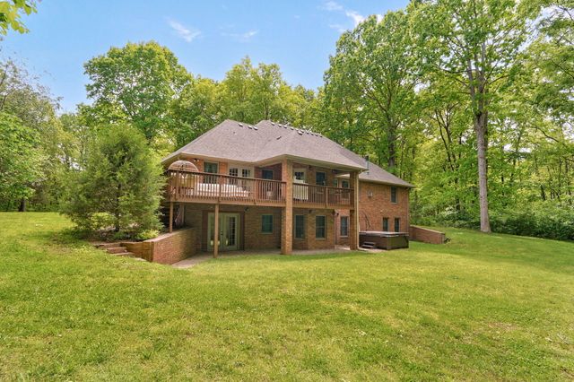 871 N Salt Lick Court, Nixa, MO 65714