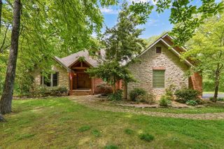 871 N Salt Lick Court, Nixa, MO 65714