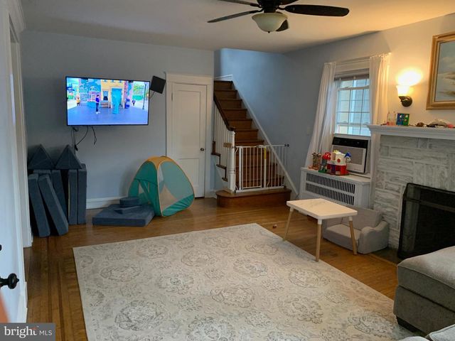 908 ALEXANDER AVE, Drexel Hill, PA 19026