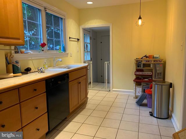 908 ALEXANDER AVE, Drexel Hill, PA 19026