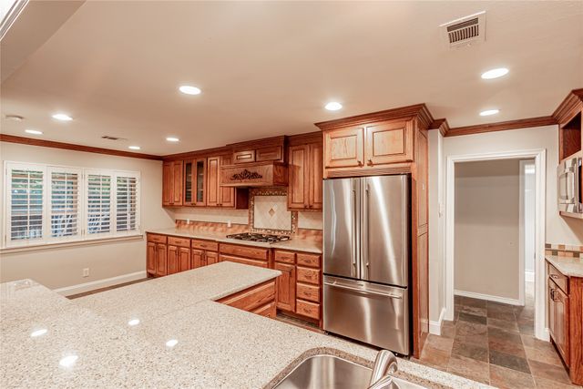 4278 Royal Ridge Drive, Dallas, TX 75229