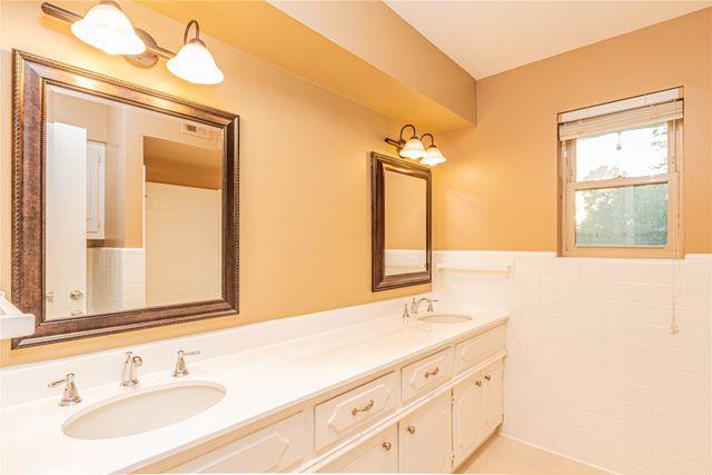 4278 Royal Ridge Drive, Dallas, TX 75229