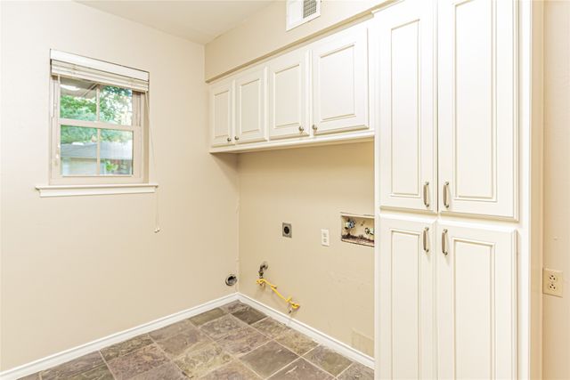 4278 Royal Ridge Drive, Dallas, TX 75229