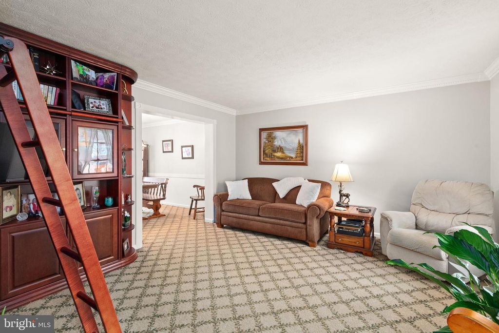 Image 4 of property listing at 2832 BYNUM OVERLOOK DR, Abingdon, MD 21009