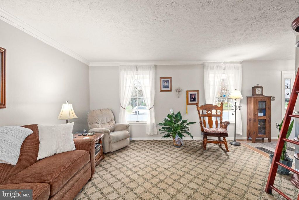 Image 5 of property listing at 2832 BYNUM OVERLOOK DR, Abingdon, MD 21009