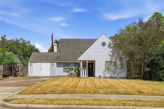 4018 Woodhaven Street, Houston, TX 77025