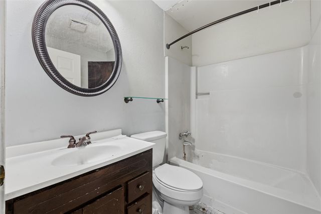 4018 Woodhaven Street, Houston, TX 77025