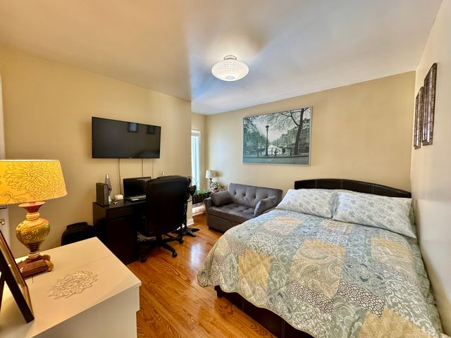 1247 S Mannheim Road 3, Westchester, IL 60154