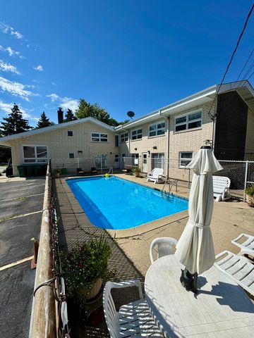 1247 S Mannheim Road 3, Westchester, IL 60154