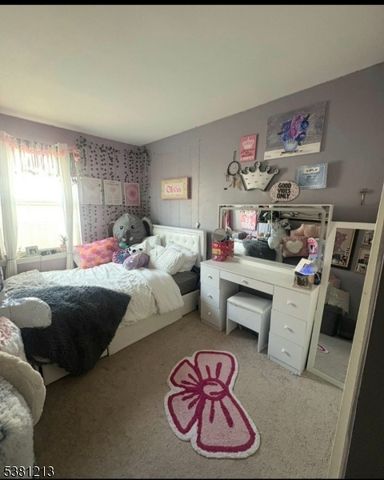 37 Martha Ct, Newark City, NJ 07103