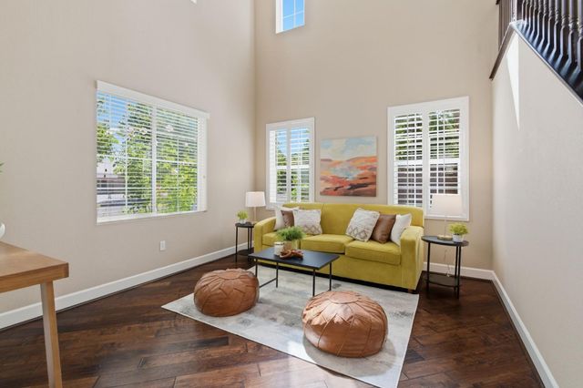 626 W Gravino Dr, Mountain House, CA 95391