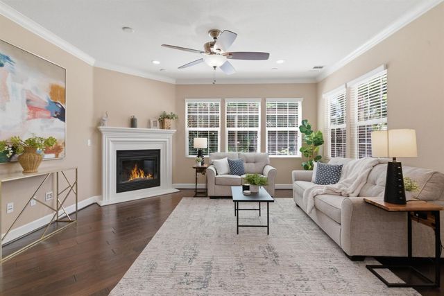 626 W Gravino Dr, Mountain House, CA 95391