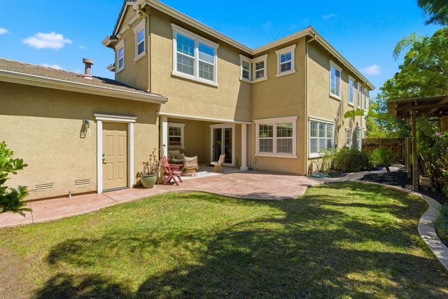 626 W Gravino Dr, Mountain House, CA 95391