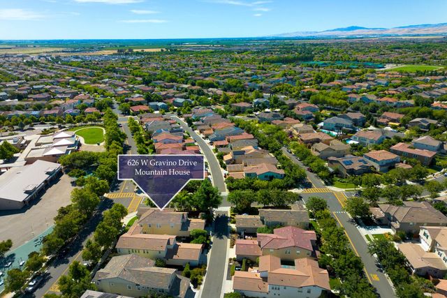 626 W Gravino Dr, Mountain House, CA 95391