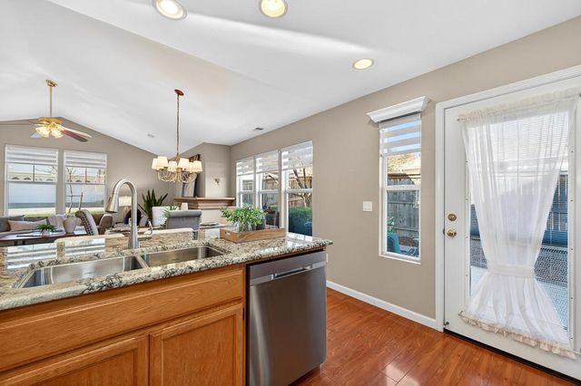 3369 Apollo Cir, Roseville, CA 95661