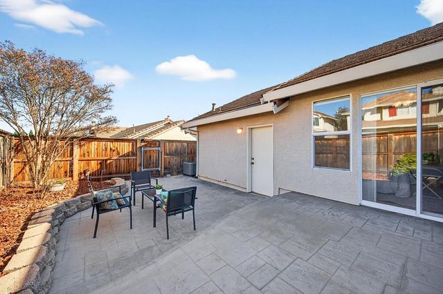 3369 Apollo Cir, Roseville, CA 95661