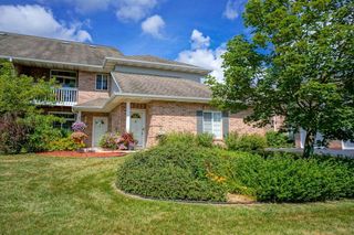 1339 Hillwood BOULEVARD #D, Pewaukee, WI 53072