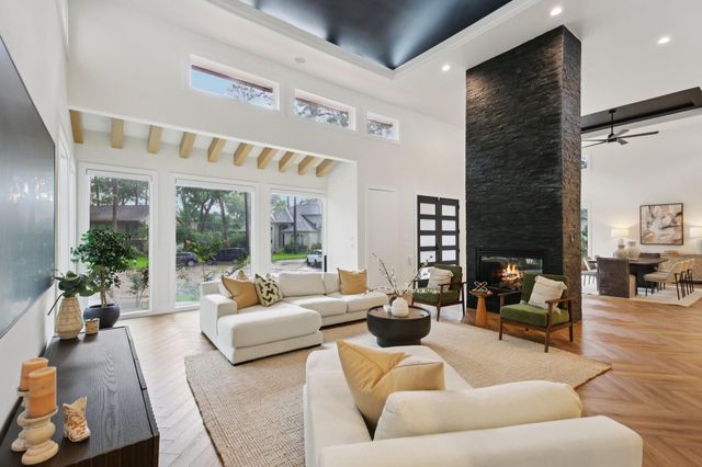 14103 Carolcrest Circle, Houston, TX 77079