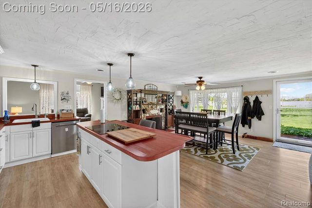 8081 S Jennings Road, Swartz Creek, MI 48473