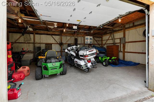 8081 S Jennings Road, Swartz Creek, MI 48473