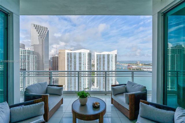 900 Brickell Key Blvd 3002, Miami, FL 33131